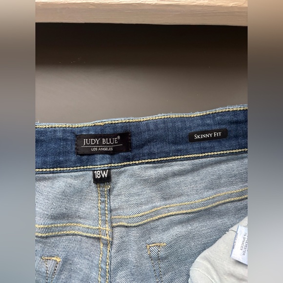 TWO Judy Blue Skinny Fit Jeans- 18W - Picture 6 of 15